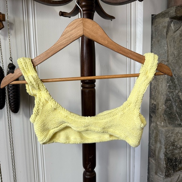 Elysiian Balboa Bikini Top in Butter Yellow One Size - Picture 4 of 4